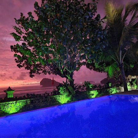 פאצ'יטאן Istana Ombak Eco Resort מראה חיצוני תמונה