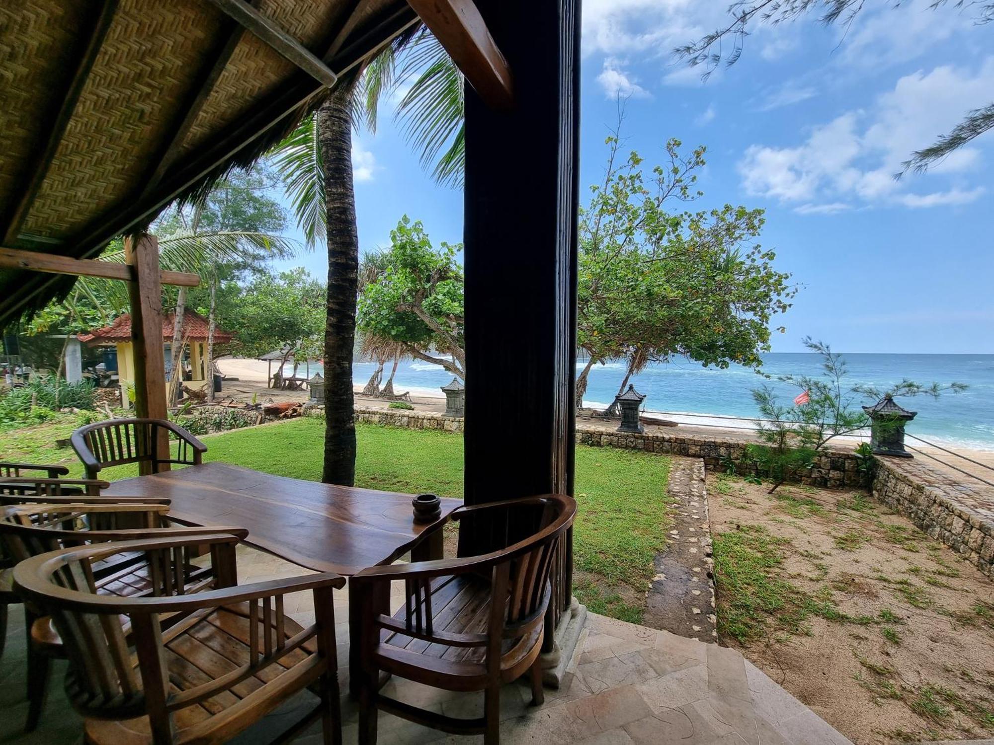 פאצ'יטאן Istana Ombak Eco Resort מראה חיצוני תמונה